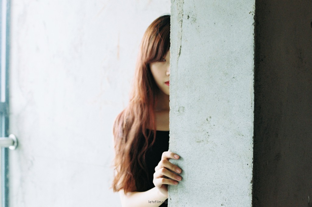 《红与黑》— 毛坯房里的少女