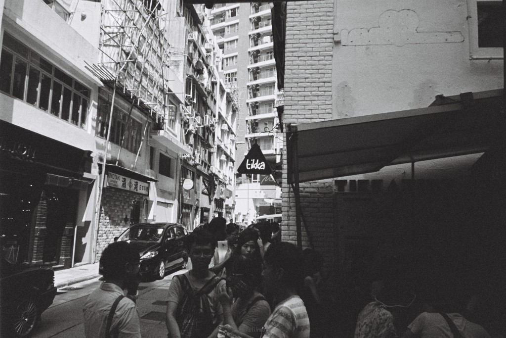 黑白HK