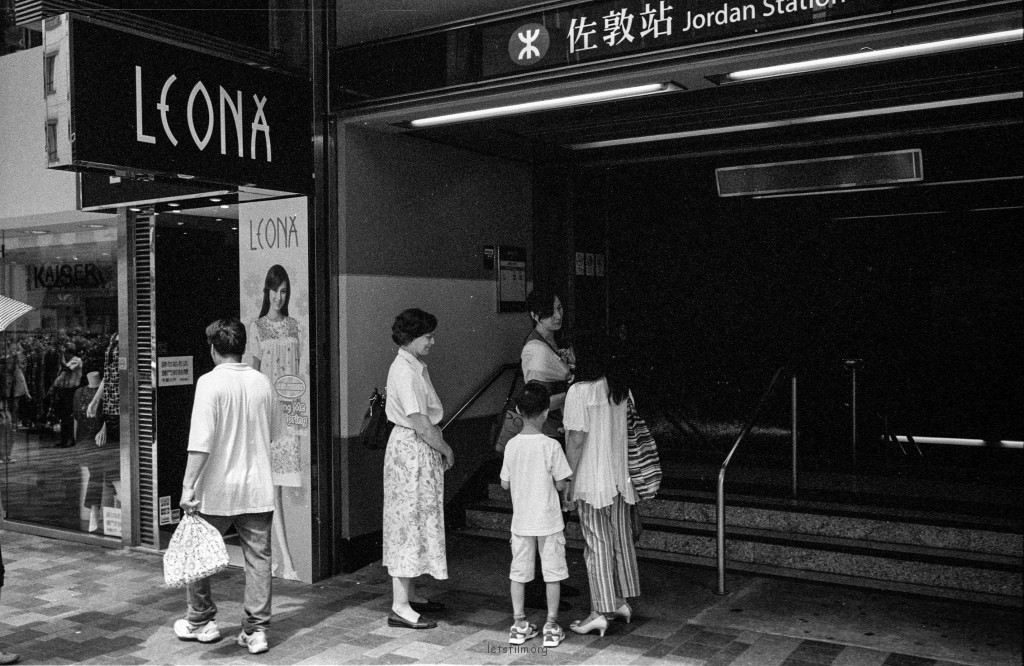 行走都市间