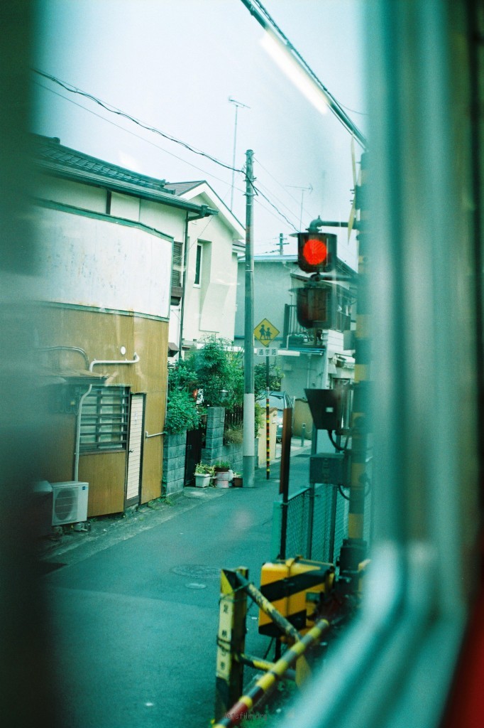 On the way，on the railway
