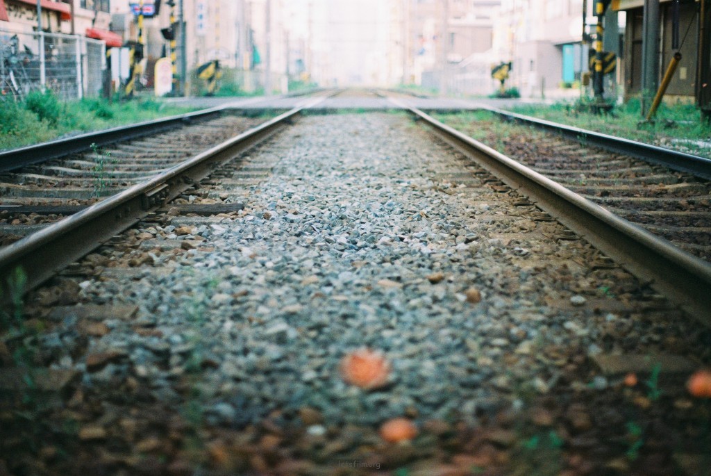 On the way，on the railway
