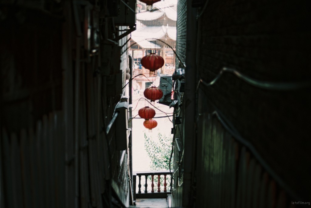 000052
