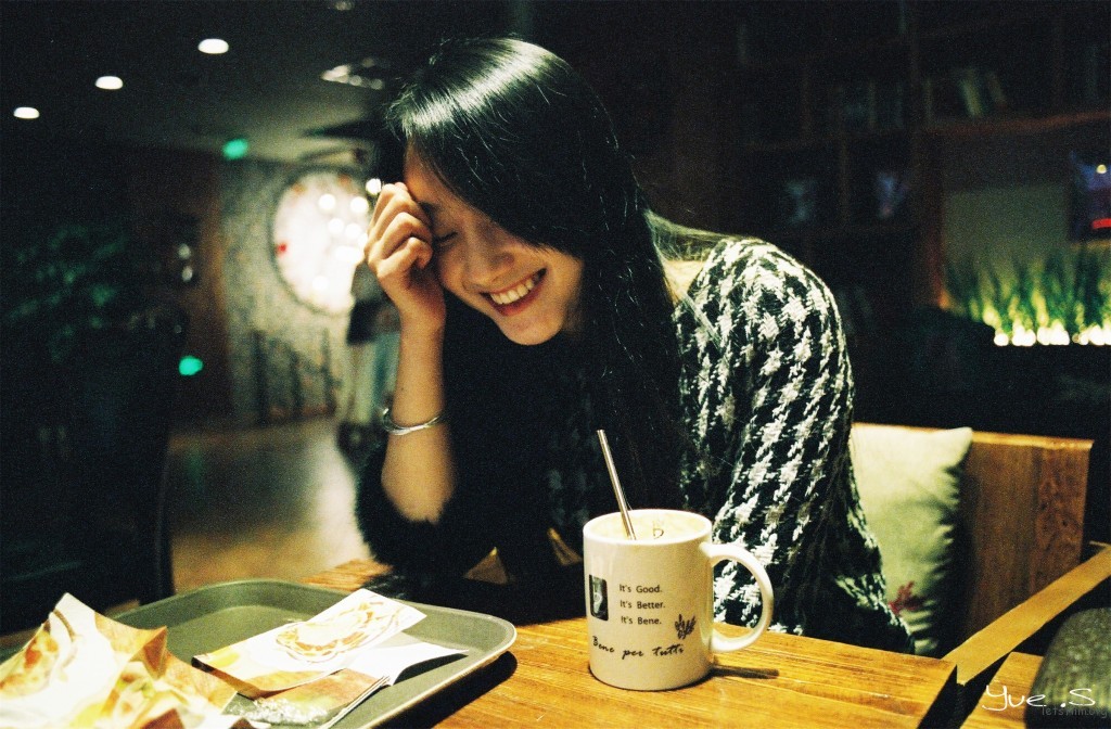【咖啡屋的小憩】 Minolta x-700 135