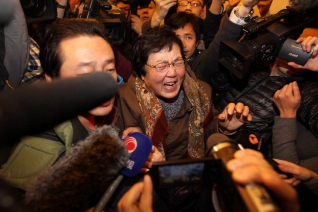 search-continues-missing-malaysia-airlines-plane-17