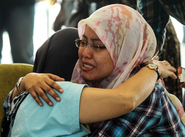 search-continues-missing-malaysia-airlines-plane-19