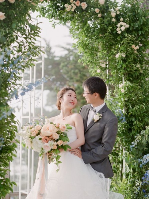 romantic-pastel-wedding-Stella-Yang-Photography-Glamour-Grace-40